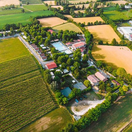 Campeggio Trevisago Iris Park Moniga del Garda Ngoại thất bức ảnh