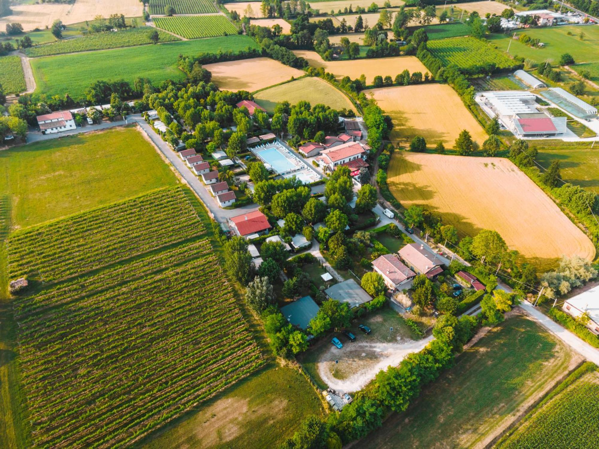 Campeggio Trevisago Iris Park Moniga del Garda Ngoại thất bức ảnh