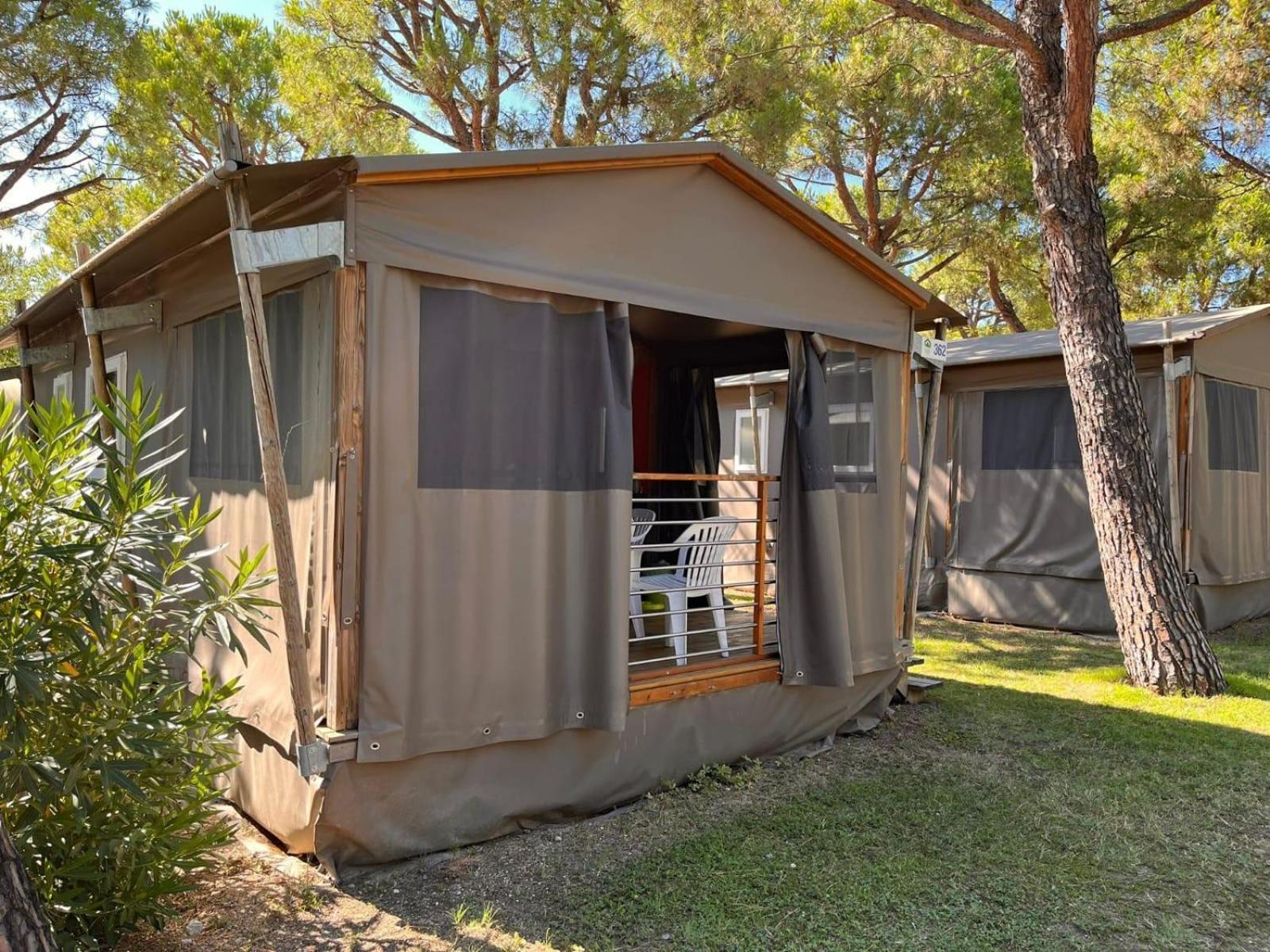 Campeggio Trevisago Iris Park Moniga del Garda Ngoại thất bức ảnh
