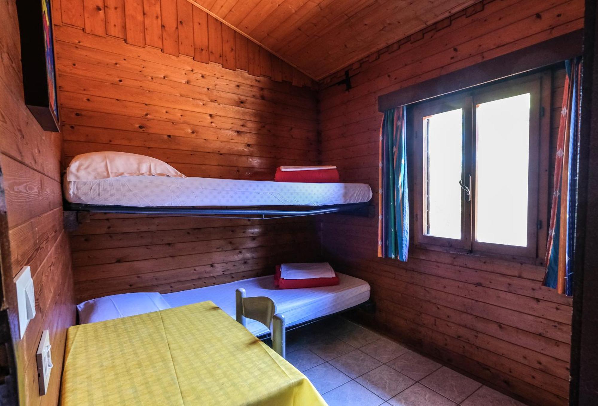 Campeggio Trevisago Iris Park Moniga del Garda Phòng bức ảnh