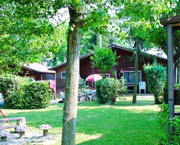 Campeggio Trevisago Iris Park Moniga del Garda Ngoại thất bức ảnh